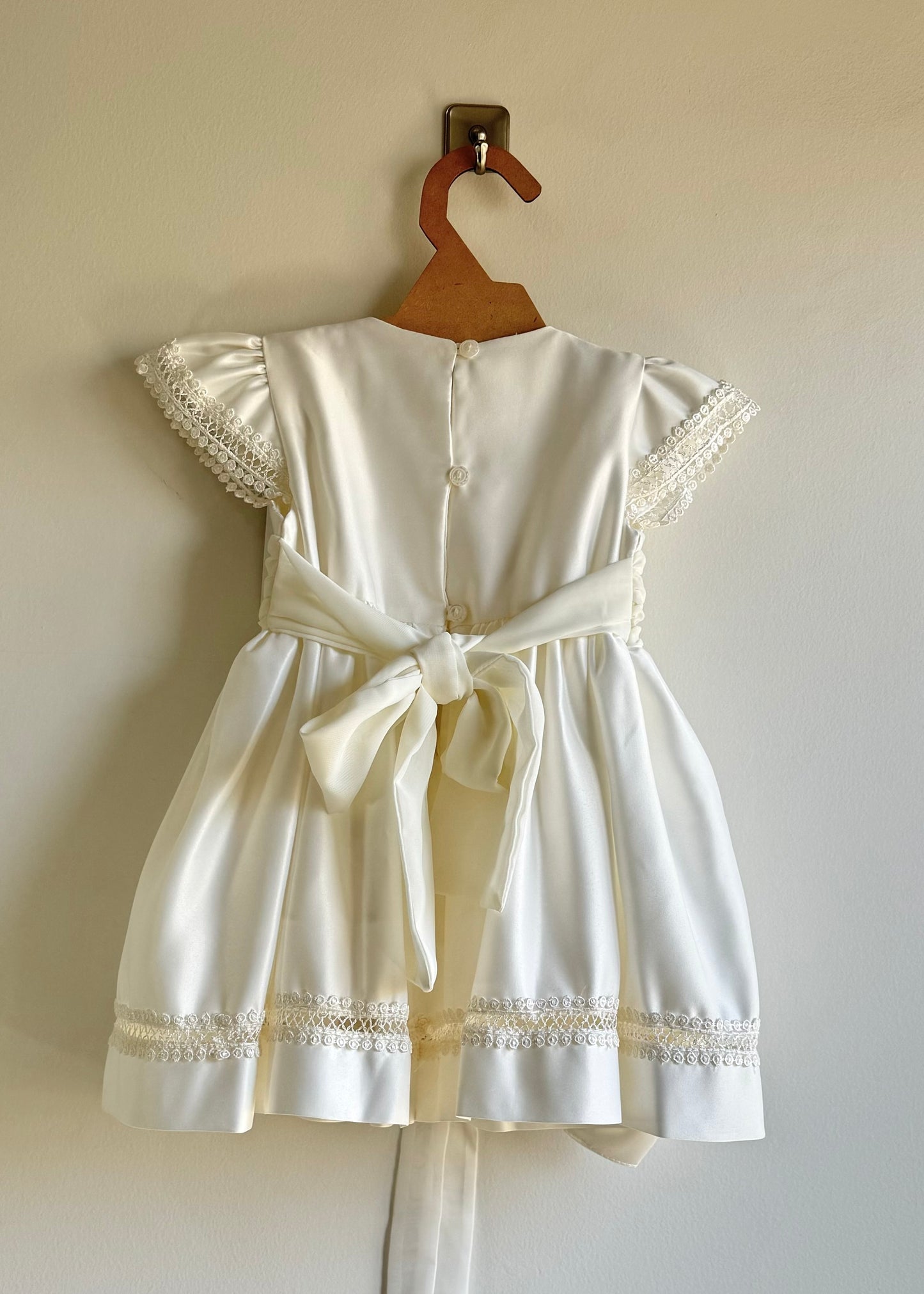 Batita o vestido para niña - Modelo Asís