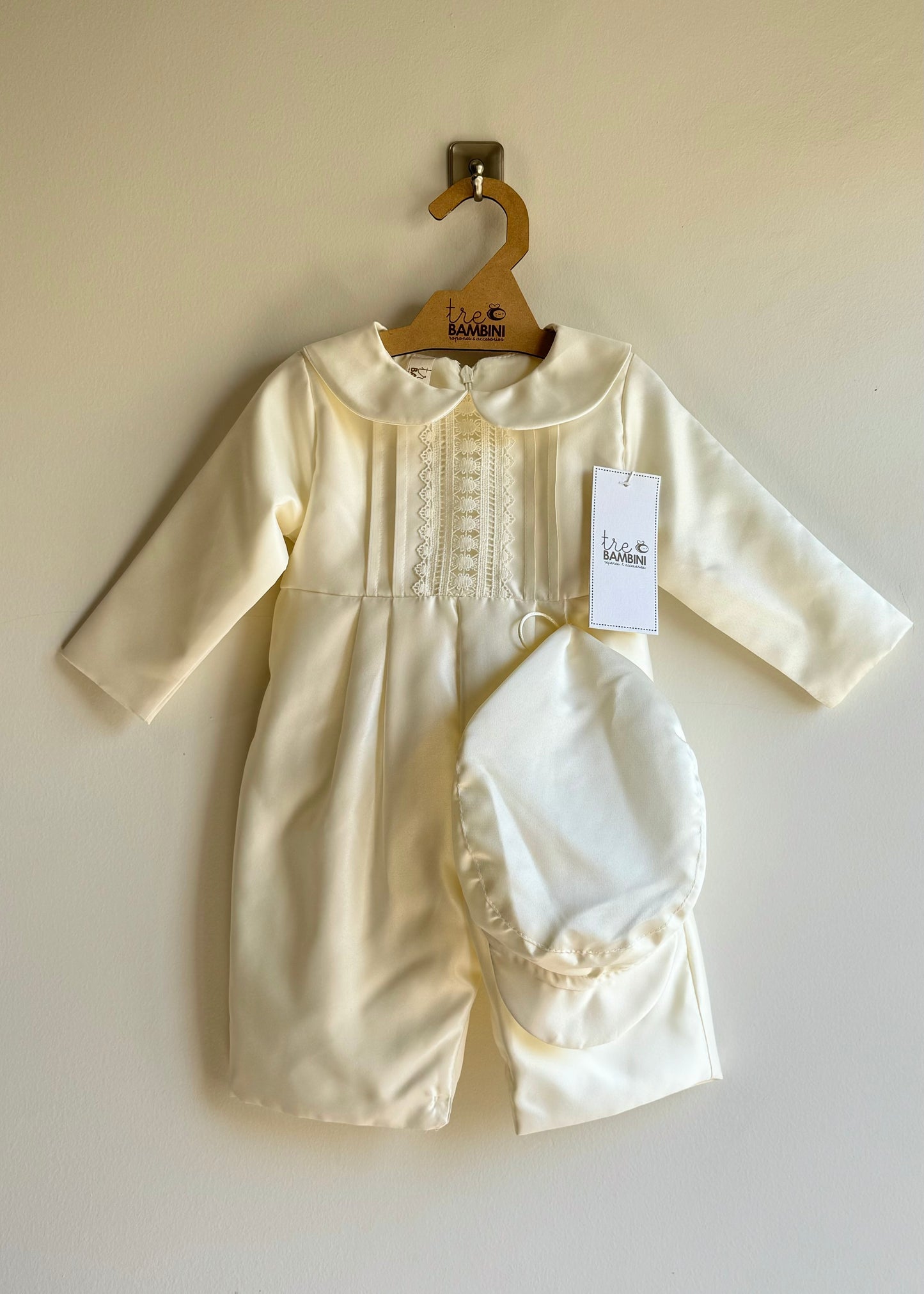 Traje de bautizo para niño marca Tre Bambini - Modelo Roma manga larga