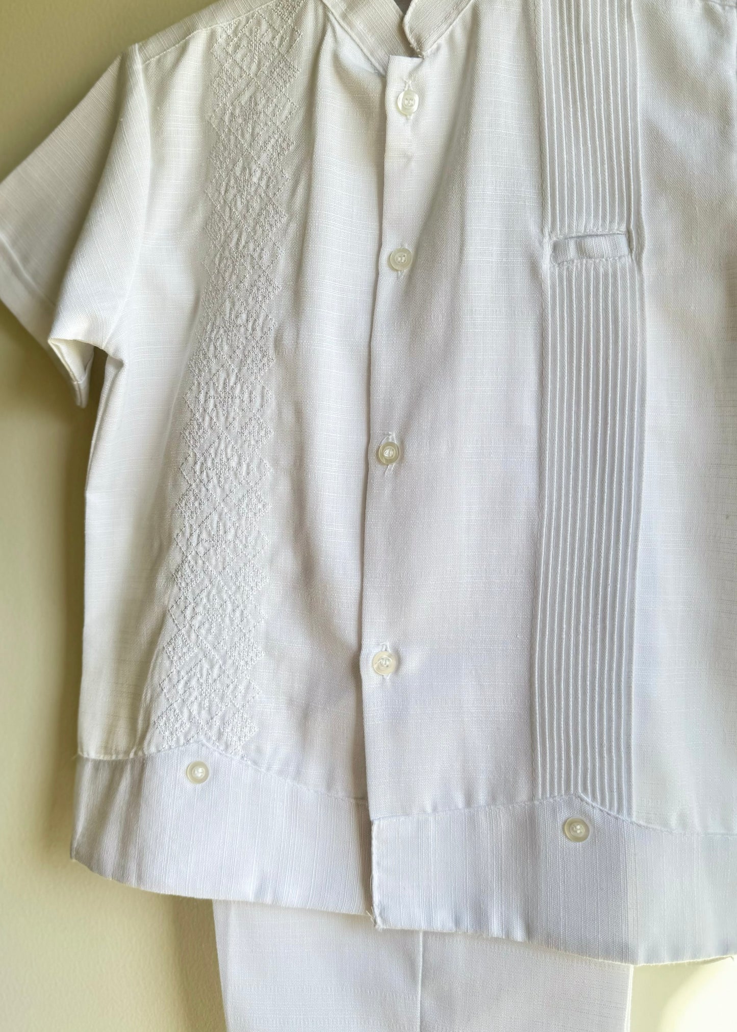 Traje con guayabera para niño manga corta - modelo tikal M/L