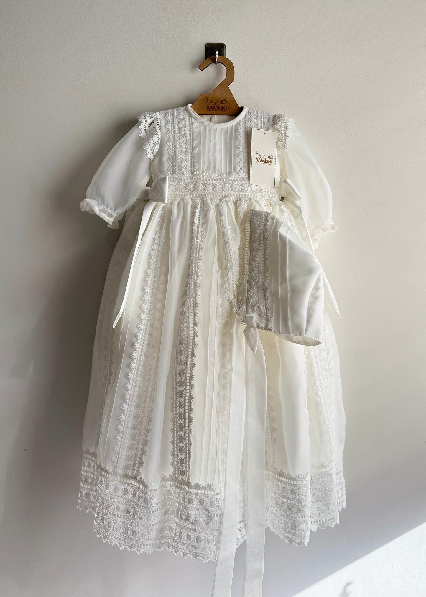 Ropón de bautizo para niña marca Tre Bambini - Modelo Roma