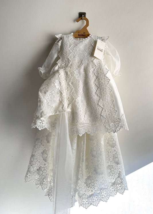 Ropón de bautizo para niña marca Tre Bambini - Modelo Catania