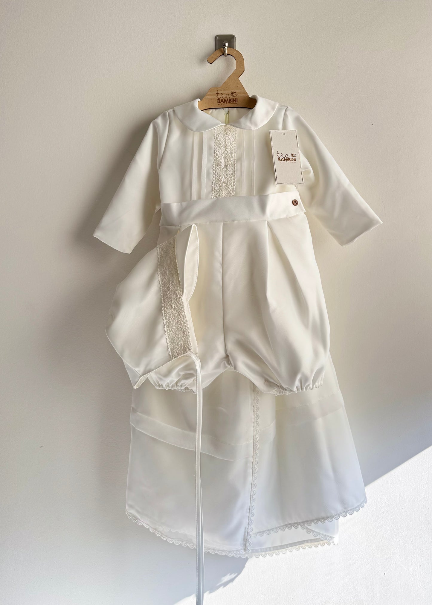Traje de bautizo para niño marca Tre Bambini - Modelo Toscana Perla manga larga