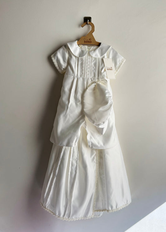 Traje de bautizo para niño marca Tre Bambini - Modelo Roma manga corta