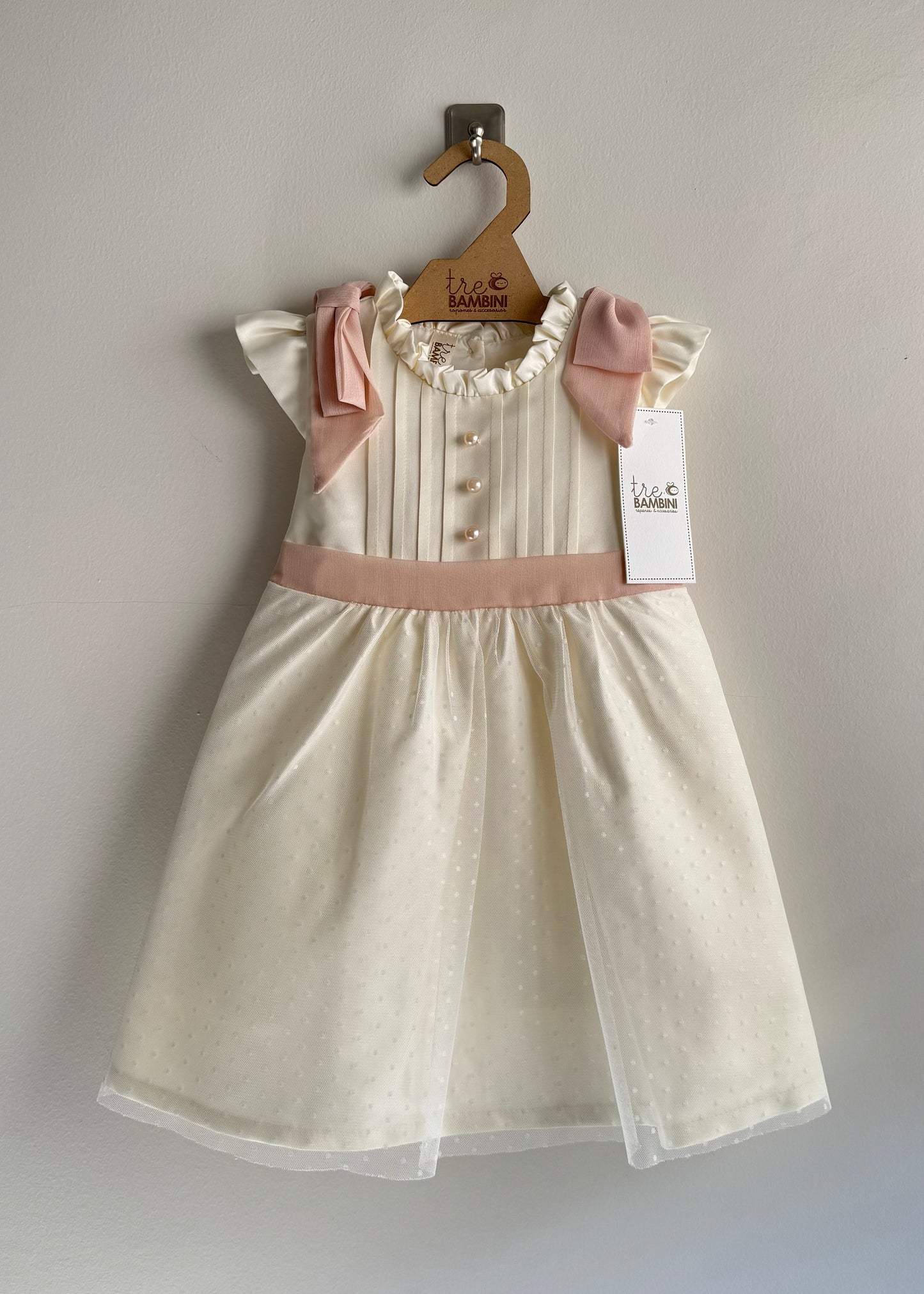 Batita o vestido de bautizo para niña marca Tre Bambini - Modelo Bari