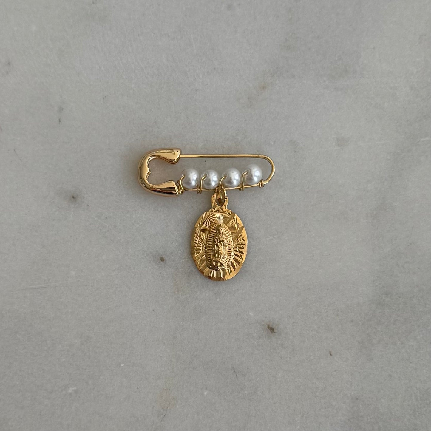 Prendedor con medalla religiosa para bebé - PR225