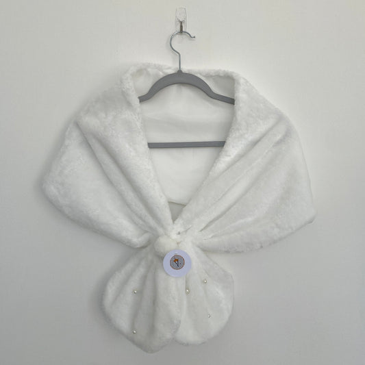 Capa, chal con peluche VES024
