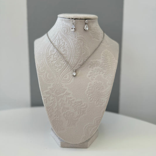 Juego de collar y aretes CAR400