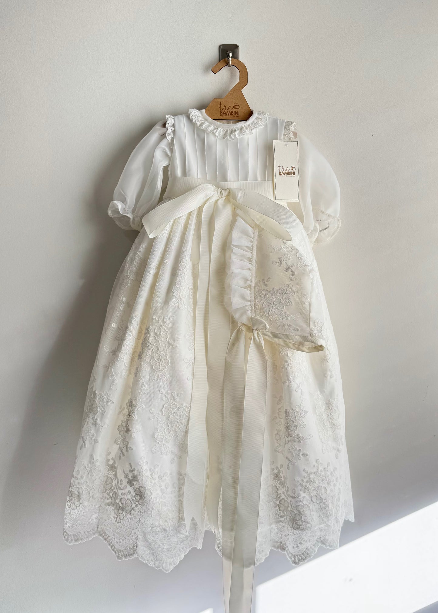Ropón de bautizo para niña marca Tre Bambini - Modelo Campania